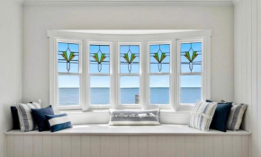 Ocean Views & City Convenience Perfect Getaway